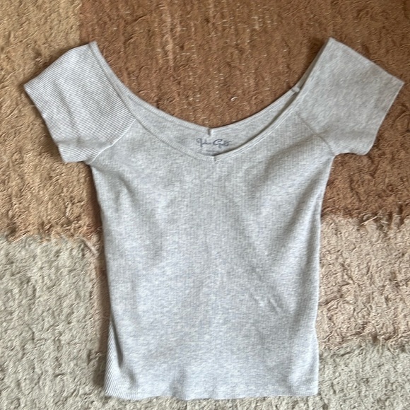 PacSun Jon Galt off the shoulder cotton t-shirt - Picture 1 of 2